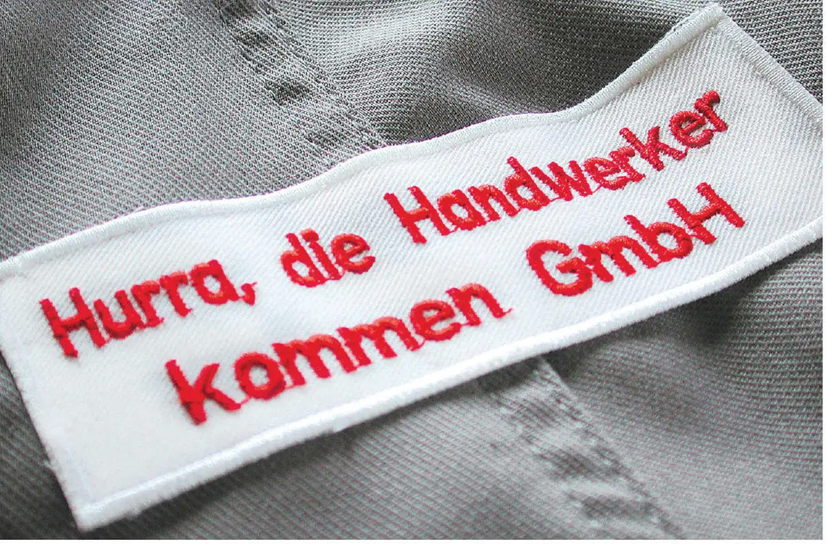 Du bist gerade aufgewacht und liegst noch in Deinem Bett Gleich beginnt ein - фото 20