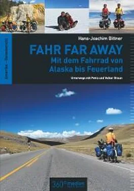 Hans-Joachim Bittner Fahr Far Away: Mit dem Fahrrad von Alaska bis Feuerland обложка книги