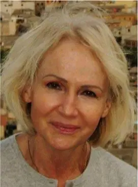 Renate Kazempour Jahrgang 1944 geboren und aufgewachsen in Regensburg Mutter - фото 1