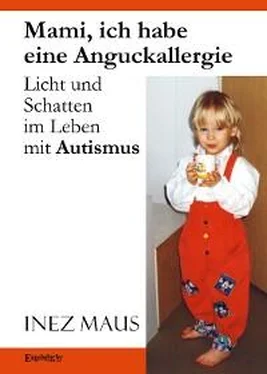 Inez Maus Mami, ich habe eine Anguckallergie обложка книги