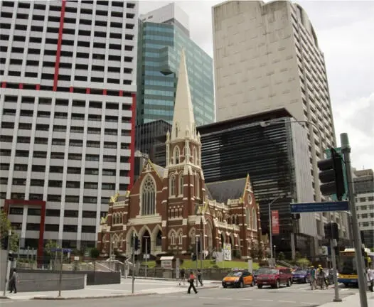 Uniting Church im Zentrum von Brisbane In Schleichfahrt geht es mit unserem - фото 15