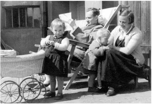 Mit der Familie Rainer verbindet Globocnik bald eine enge Freundschaft Die - фото 17