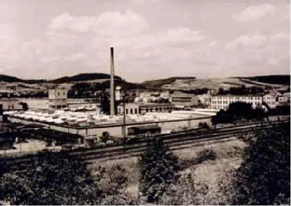 Holzwarenfabrik Herlag in Lauenförde links im Vordergrund Reste des - фото 42