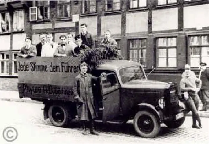 Fahrzeug der Phywe AG mit der Aufschrift Jede Stimme dem Führer 1932 - фото 38