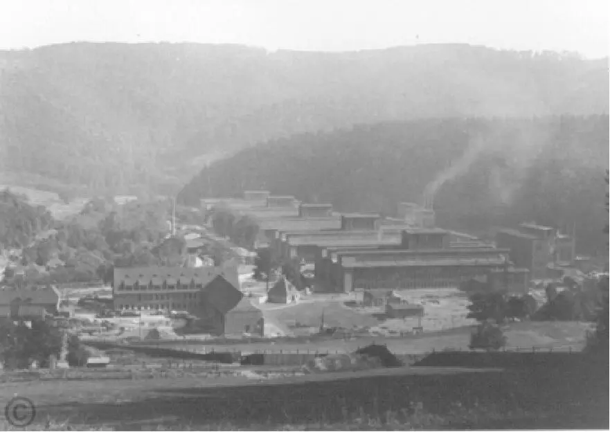 Gesamtansicht des Lauterberger SchickertWerkes 1942 Foto Lindenberg - фото 14