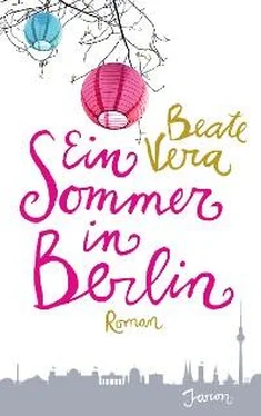 Beate Vera Ein Sommer in Berlin обложка книги