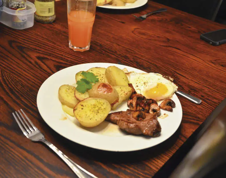 Lecker Wir kommen auf der Farm an kurz vor knapp denn wir sollten um vier - фото 55