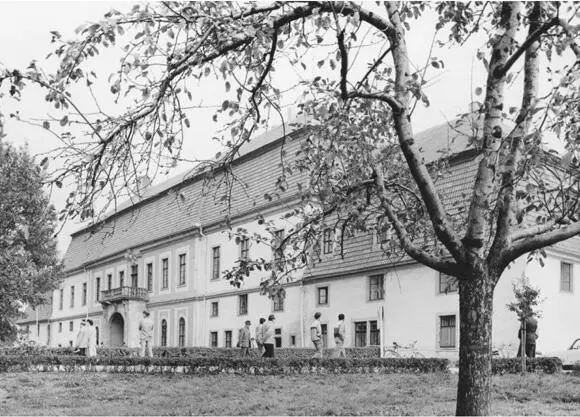 Das Graditzer Schloss am Tag der offenen Tür 300 Jahre Graditzam 11101986 - фото 17