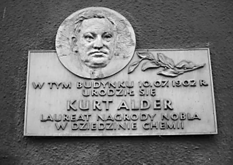 Gedenktafel am Geburtshaus von Kurt Alder in KönigshütteChorzów ul Wolności - фото 3