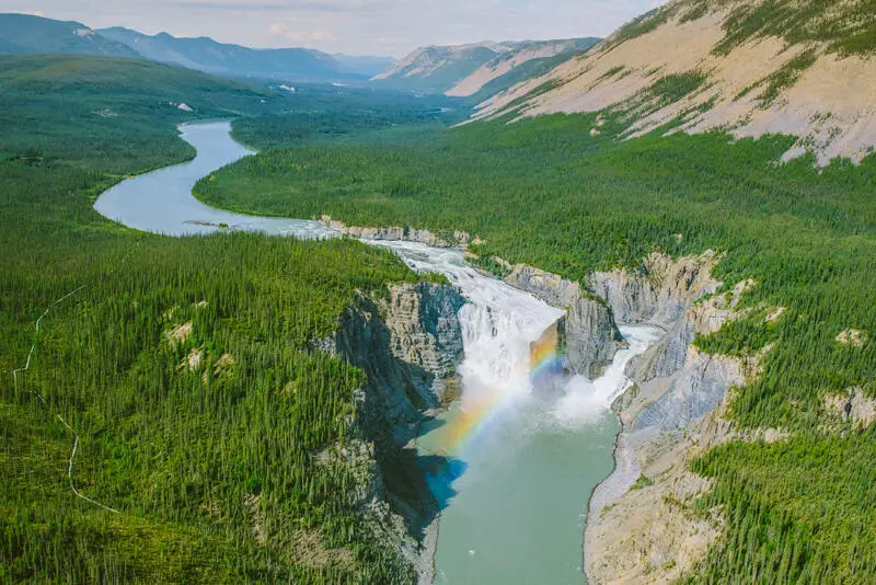 Flora und Fauna sind im Norden von British Columbia und in den Northwest - фото 2