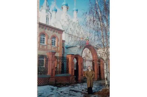 На фото Корпус Мальчиков построен на деньги от концертов детей и купола с - фото 6