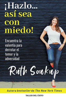 Ruth Soukup ¡Hazlo… así sea con miedo! обложка книги