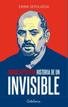 Emma Sepúlveda Historia de un invisible обложка книги