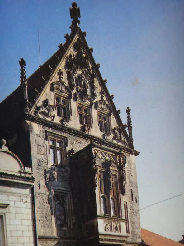 Чудом уцелевший готический каменный дом в Кутна Горе фото автора конца 1980х - фото 10