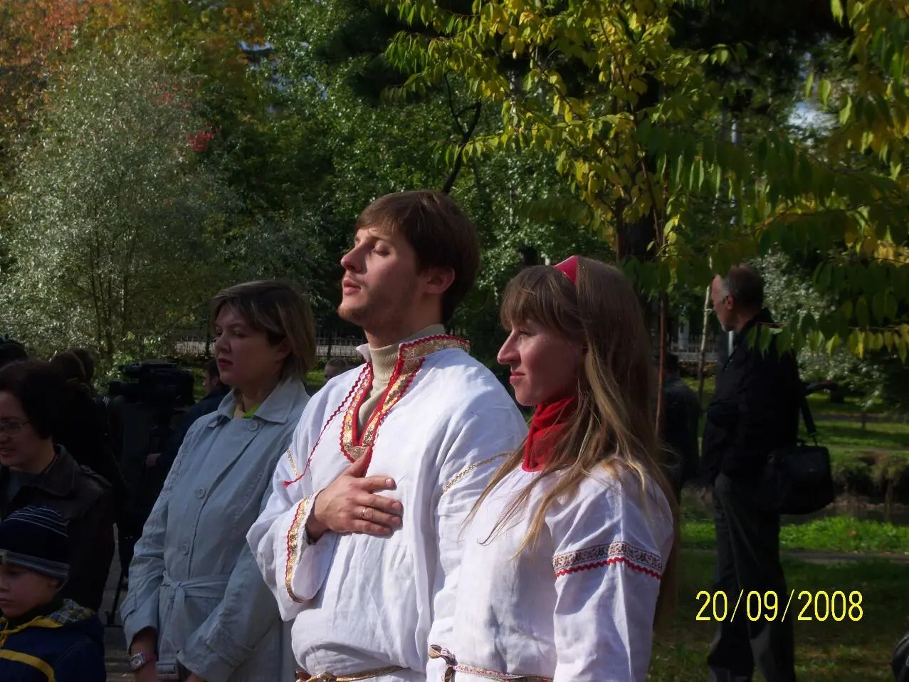 16 Алексей с женой и Марина Церемония Световиту Горсад 20 сентября 2008 г - фото 16