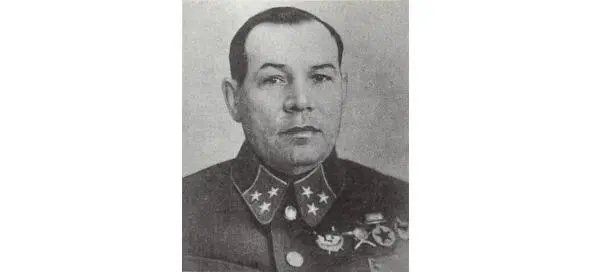 Начальник УПВ НКВД БССР генераллейтенант ИАБогданов В состав Фронта - фото 9
