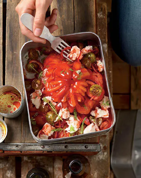 ZUBEREITUNG FÜR 2 PERSONEN Zutaten Salat 1 rote Zwiebel 100 g Stachelbeeren 2 - фото 12
