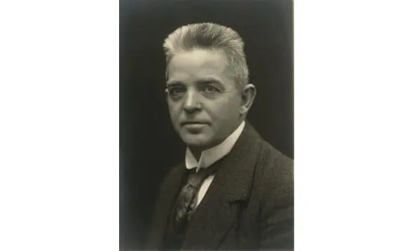 Carl Nielsen 18651931 1 Nielsen the seventh of twelve children born to a - фото 16
