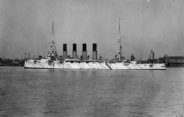 The color of the pipes is beautiful orange Admiral Rozhenstvensky accepts the - фото 21