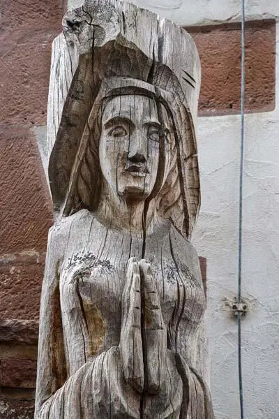 Die Madonna grüßt an jeder EckeIn einem Landstrich des badischen und zum Teil - фото 21