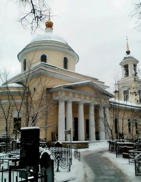 С Крестовского моста слева видна Останкинская телебашня подобно острой игле - фото 2