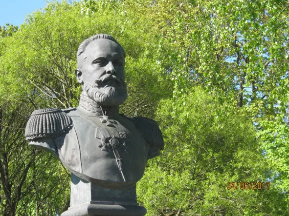 Памятник Сергею Ивановичу Мосину С 1907 по 1918 годы на Оружейном заводе - фото 52