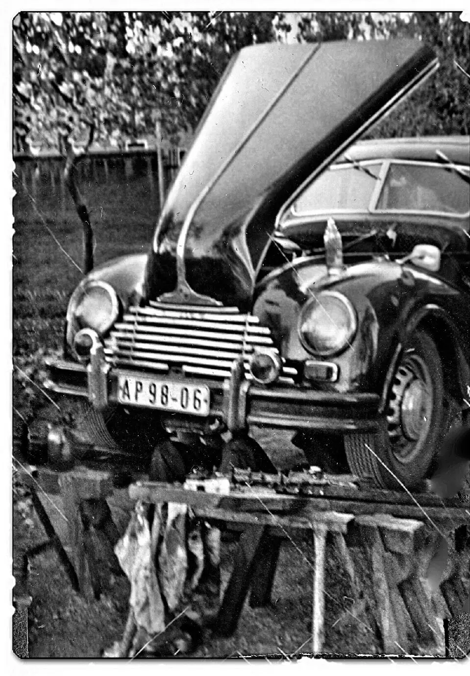 Das Motorrad gehörte Bernhard Er war Motorenschlosser und baute seine Java auf - фото 6