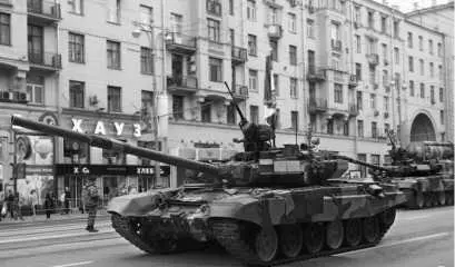 Танки Т90А на Тверской улице в Москве перед парадом 9 мая 2010 года В - фото 41