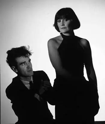 Morrissey im Jahre 1984 mit seiner DagenhamDiva Sandie Shaw Ich finde sie - фото 11