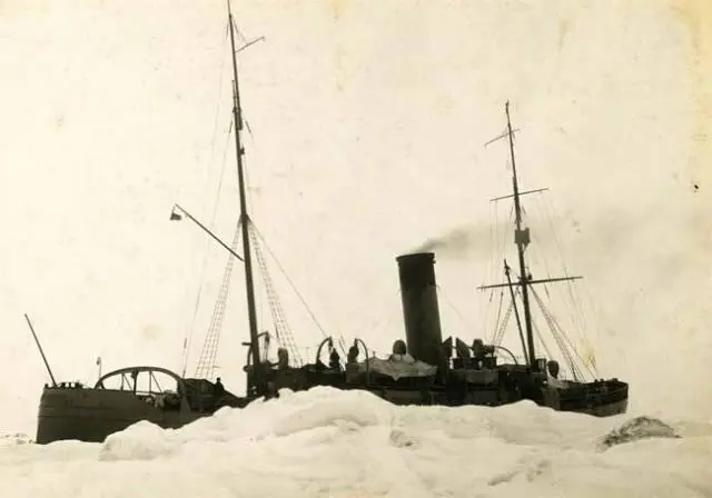 Красный Октябрь во льдах 1924 г из архива автора В беспрецедентно - фото 9