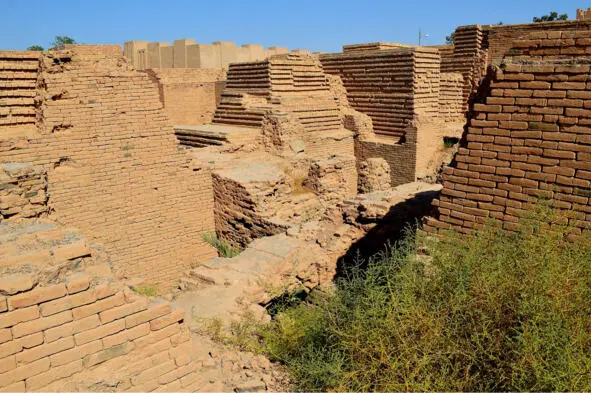 Excavated ruins of Babylon 6th century BC In the background is a temple - фото 25