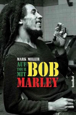 Mark Miller Auf Tour mit Bob Marley обложка книги
