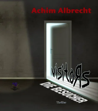 Achim Albrecht Visitors - Die Besucher обложка книги