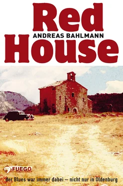 Andreas Bahlmann Red House обложка книги