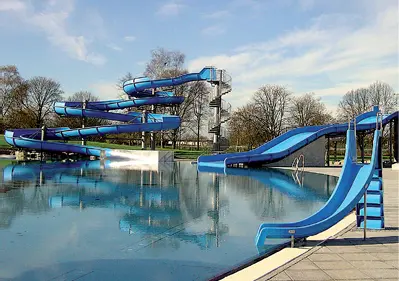Anordnung einer Riesenrutsche in einem Freizeithallenbad Roigk Gevelsberg - фото 220