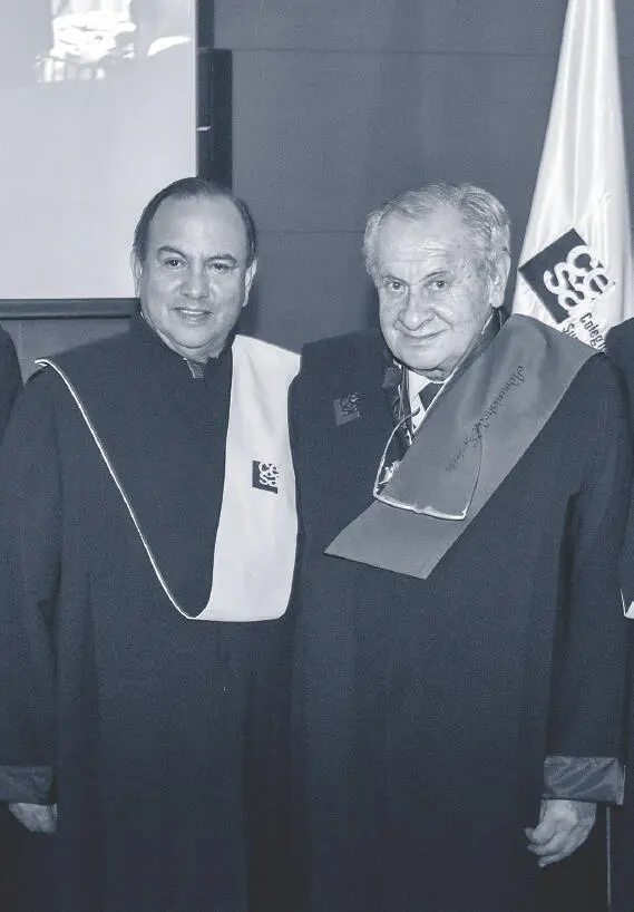 Orden Administrador Emérito Marco Rocha 2017 Santiago Perdomo y Marco Fidel - фото 6
