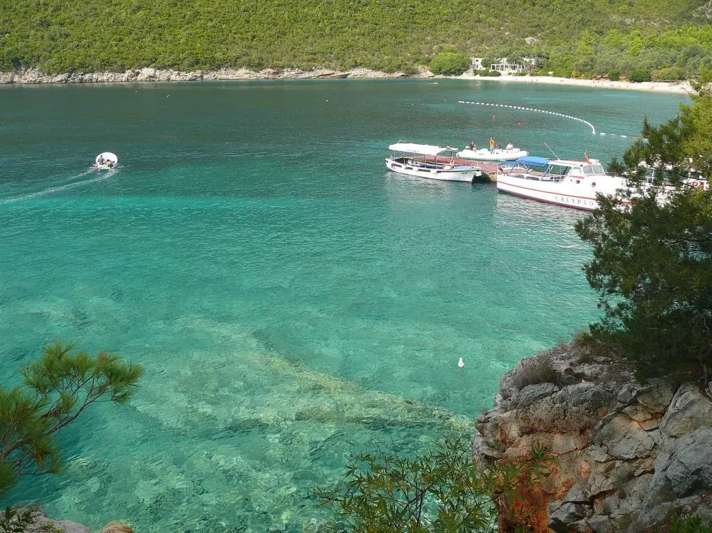 Die blaue Bucht von Žanjice In Mirište einer Landzunge am Buchteingang steht - фото 21