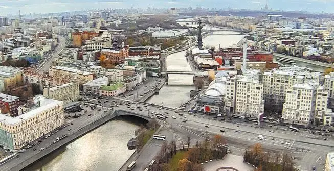 Москварека для нашего города поилица и кормилица Поилица понятно испокон - фото 12