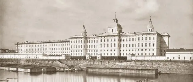 Воспитательный дом фото 1883 года Кожевенных и суконных фабрикантов - фото 29