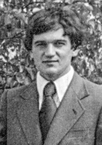 Винник Владимир Павлович родился 3 января 1952 года в селе Новосанжаровка - фото 1