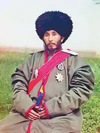 А слева Сеид АсфендиарБогадур хан Хивинский Генералмайор с 1910 года - фото 131