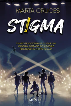 Marta Cruces Stigma обложка книги