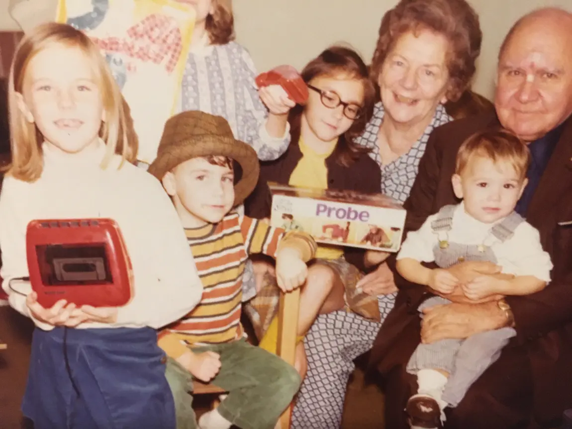 Figure 11My first tape recorder Source Monica BradyMyerovs family photo - фото 2
