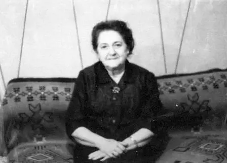 Анна Мейтис 1970 поселок Шолоховский Семьи Мейтисов и Вайсманов жили - фото 5
