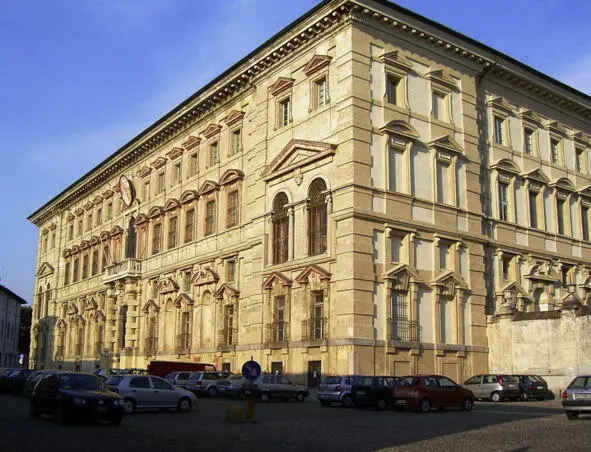 Павийский университет Италия г Павия Павия Piazza Leonardo da Vinci 9 - фото 14