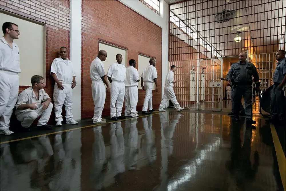 Imprisonment of offenders is common across many societies but to understand - фото 23