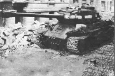 Танк Иосиф Сталин II был со своей 122сантиметровой пушкой вооружен лучше - фото 48