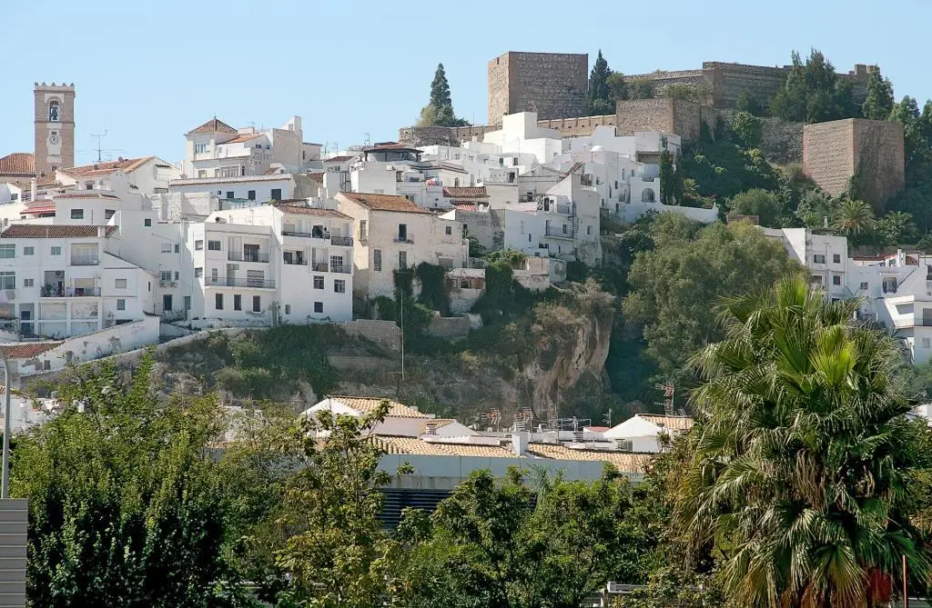 Gekrönt von einem maurischen Kastell die Altstadt von Salobreña Zu anderen - фото 31