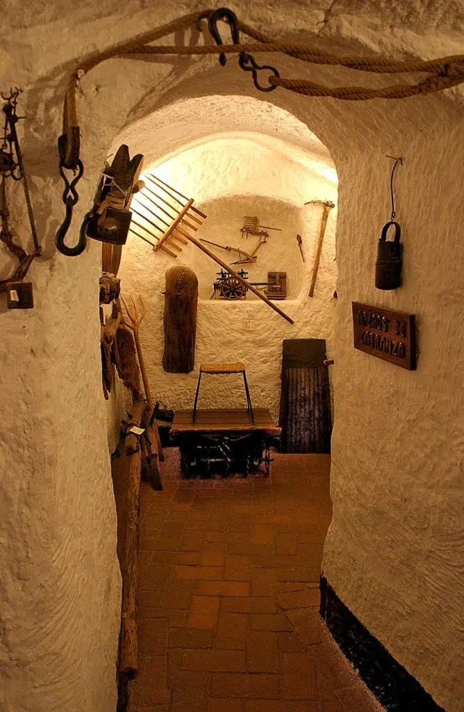 Im Centro de Interpretación Cuevas de Guadix Mein Tipp Cuevas de Rolando in - фото 73