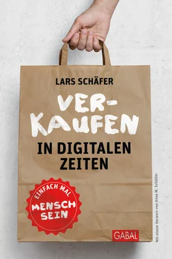 Lars Schäfer Verkaufen in digitalen Zeiten обложка книги